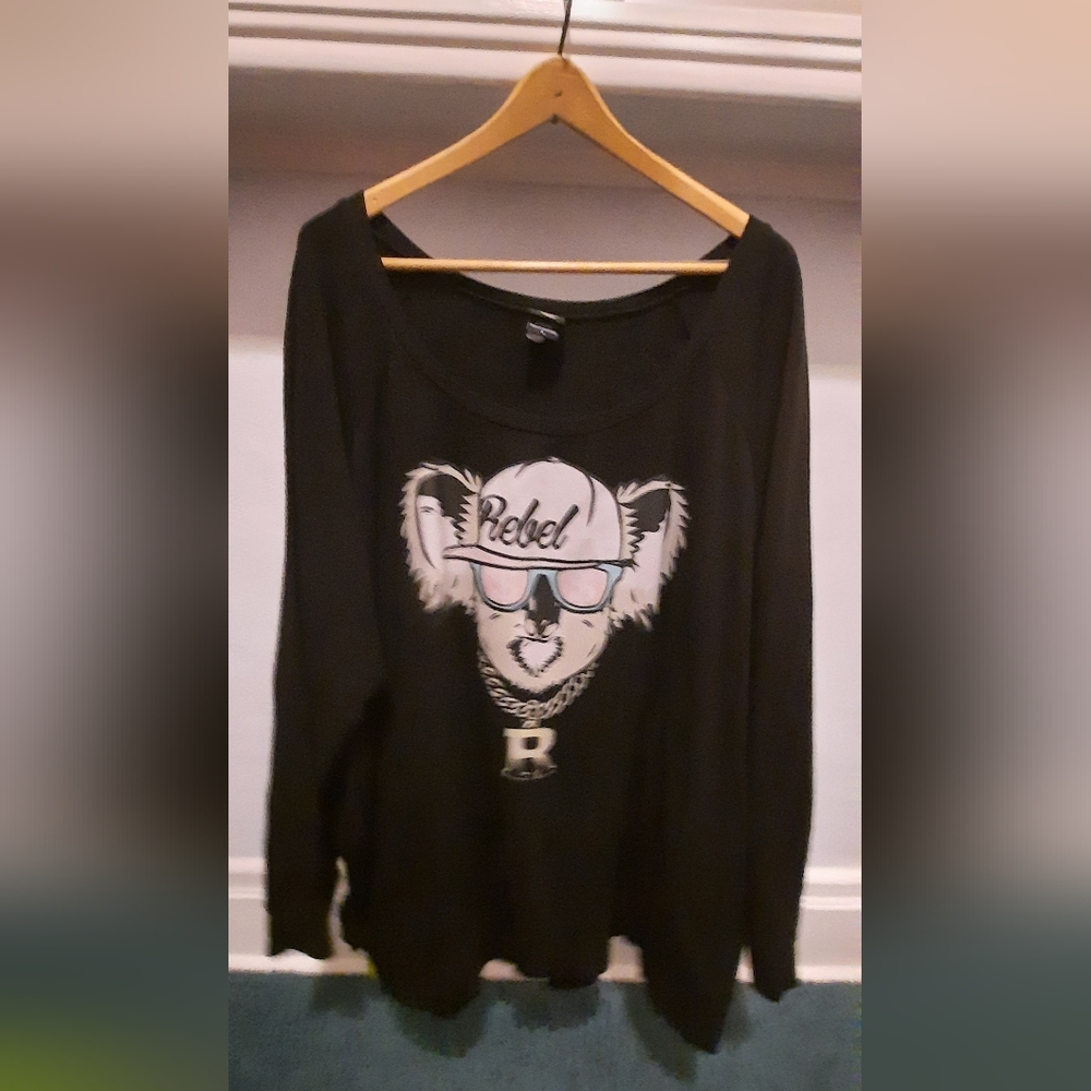 Black rebel by torrid sweatshirt GUC